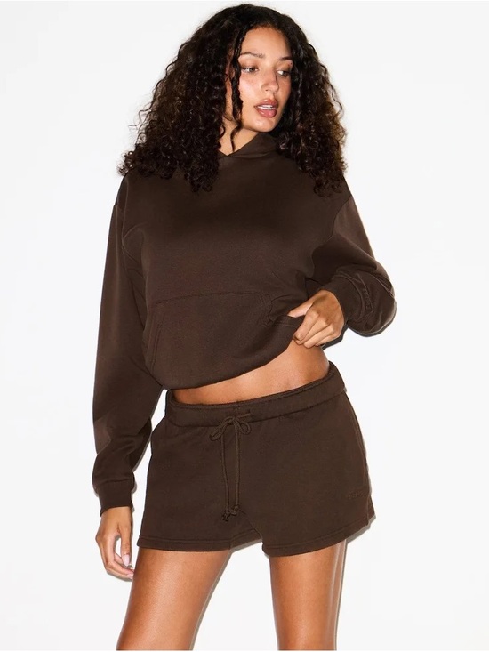 SKIMS Tops - SKIMS cotton fleece classic short  color dark sepia